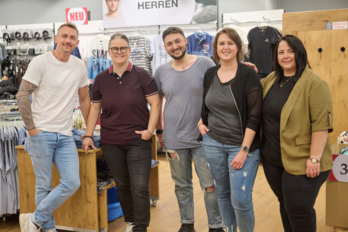 4 Woolworth Mitarbeiter 