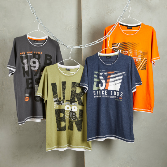 4 Herren T-Shirts bedruckt in verschiedenen Farben 