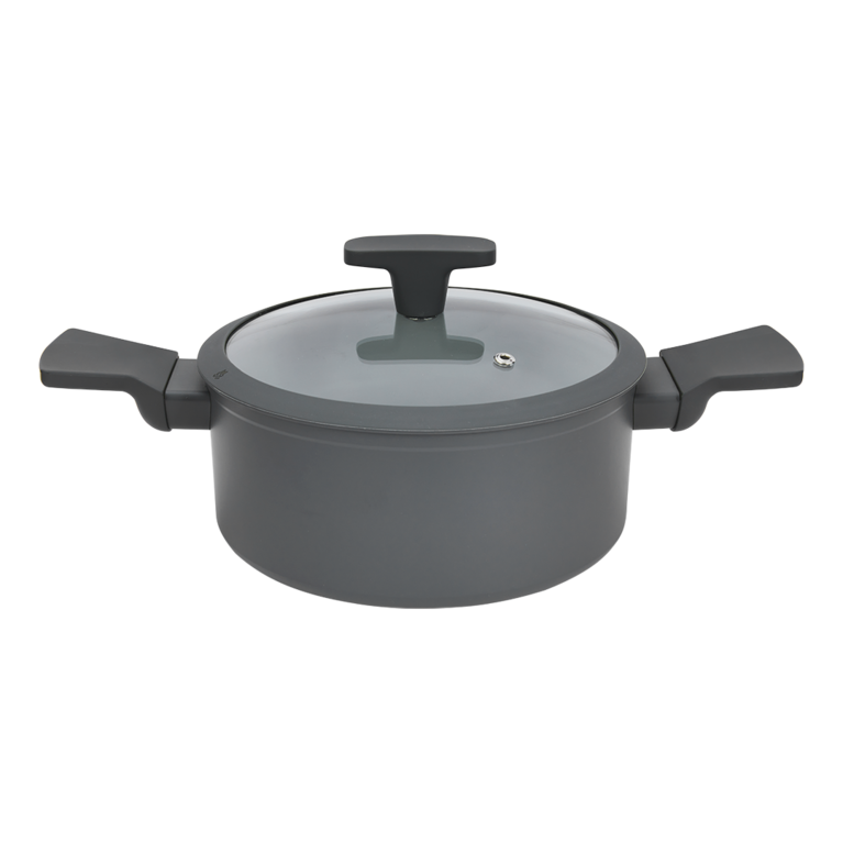 Kleiner schwarzer Topf